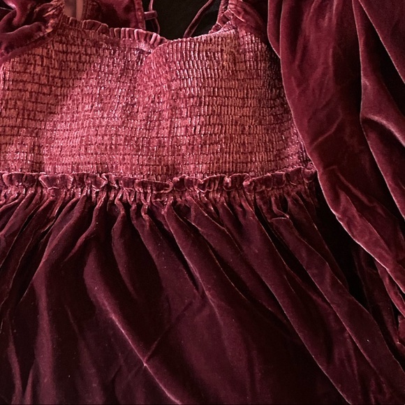 NWT 
Free People
Daphne Velvet Sleeve Mini Dress - Picture 5 of 6